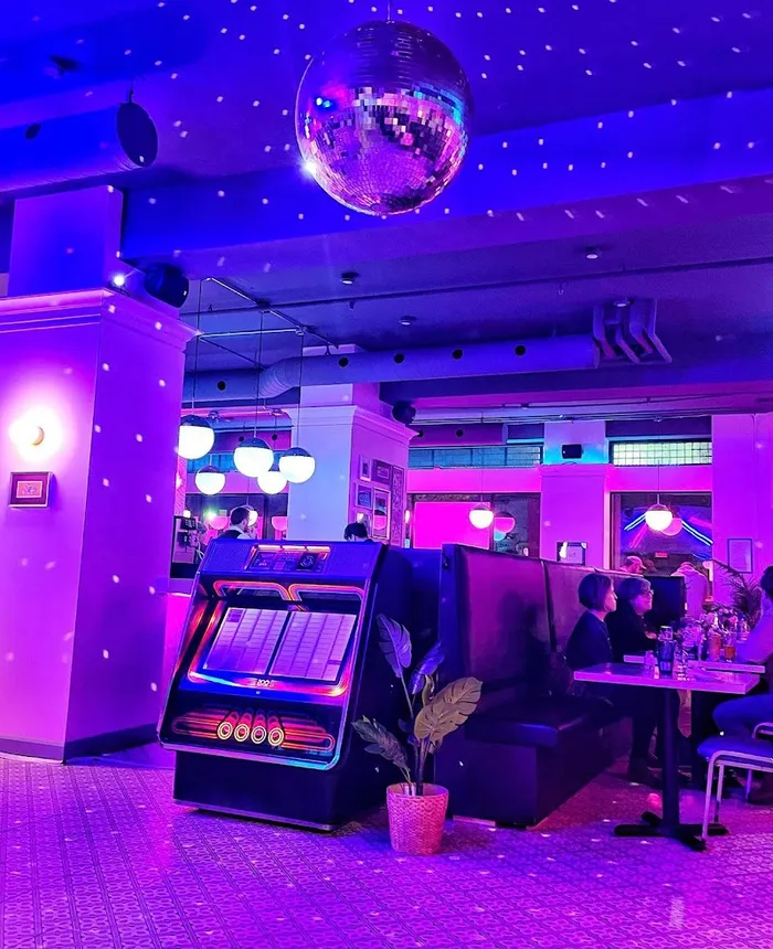 Electric Diner