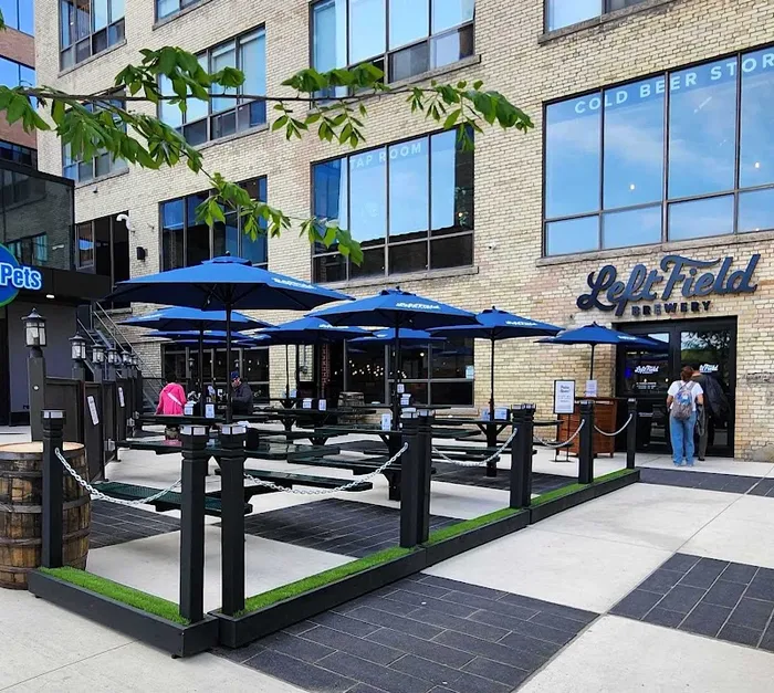 Left Field Brewery (Liberty Village)