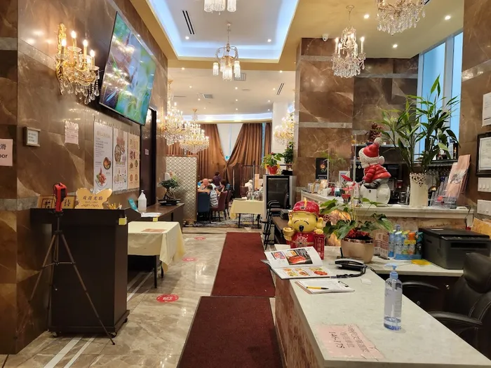 New Mandarin Seafood Restaurant