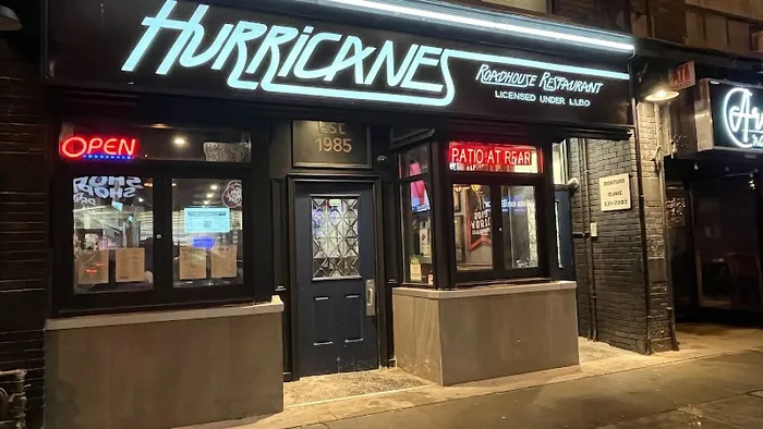Hurricanes Roadhouse Restaurant