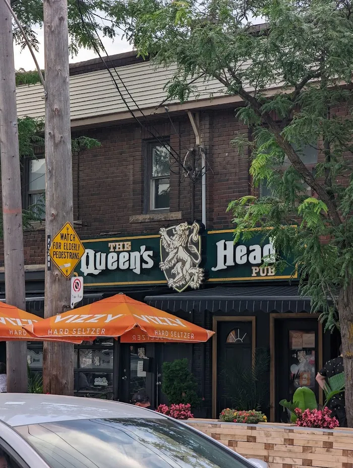 Queen's Head Pub