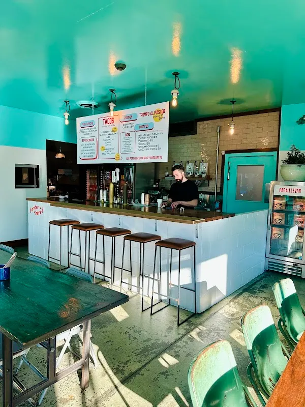 COMEDOR By La Taqueria Pinche Taco Shop