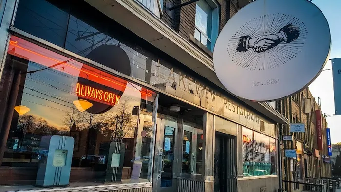 The Lakeview Diner