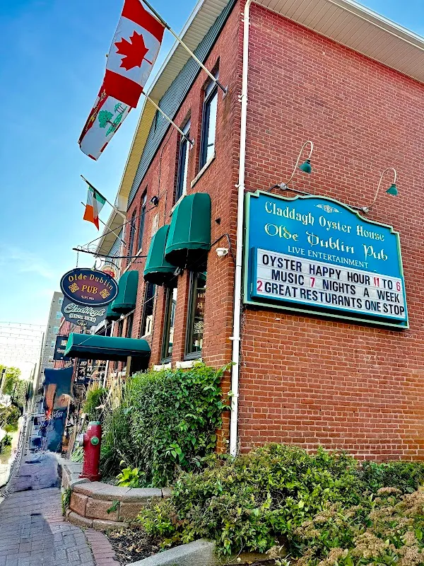 Claddagh Oyster House