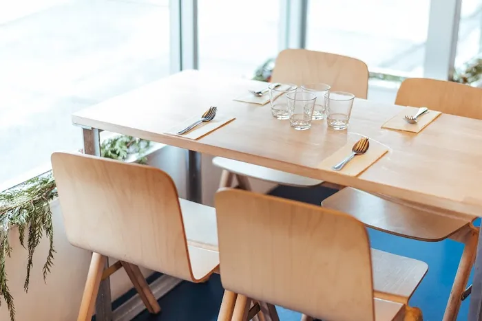 Kin Kao - Commercial Dr