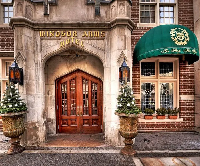 Windsor Arms Hotel