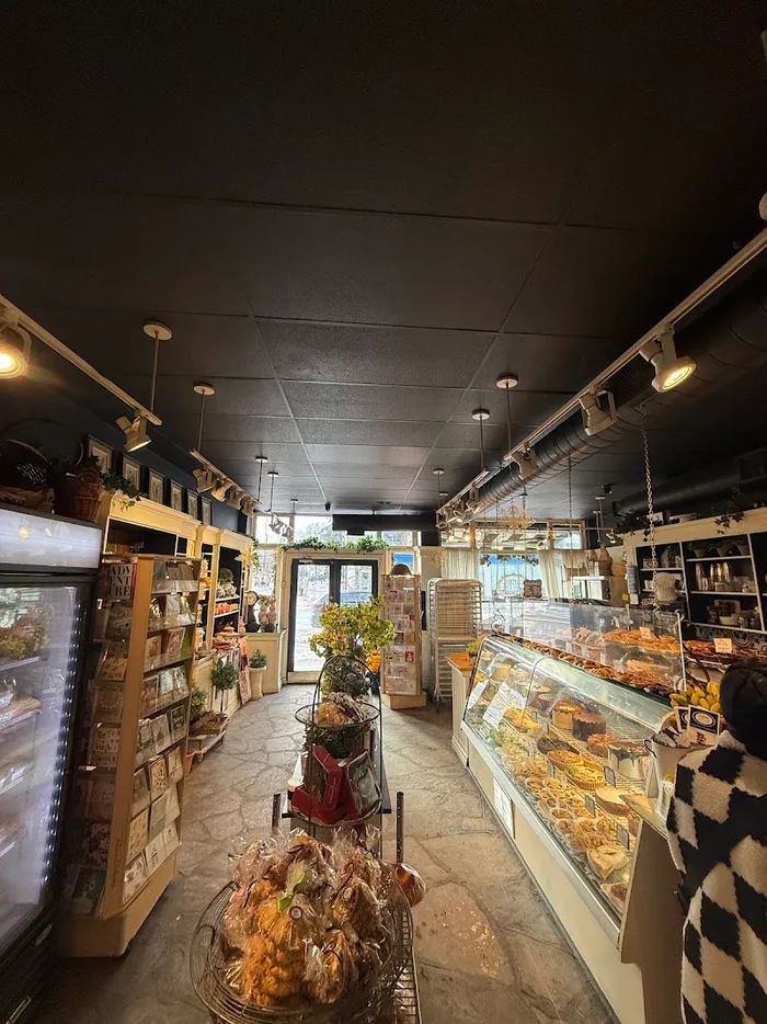 Phipps Bakery & Dessert Shop