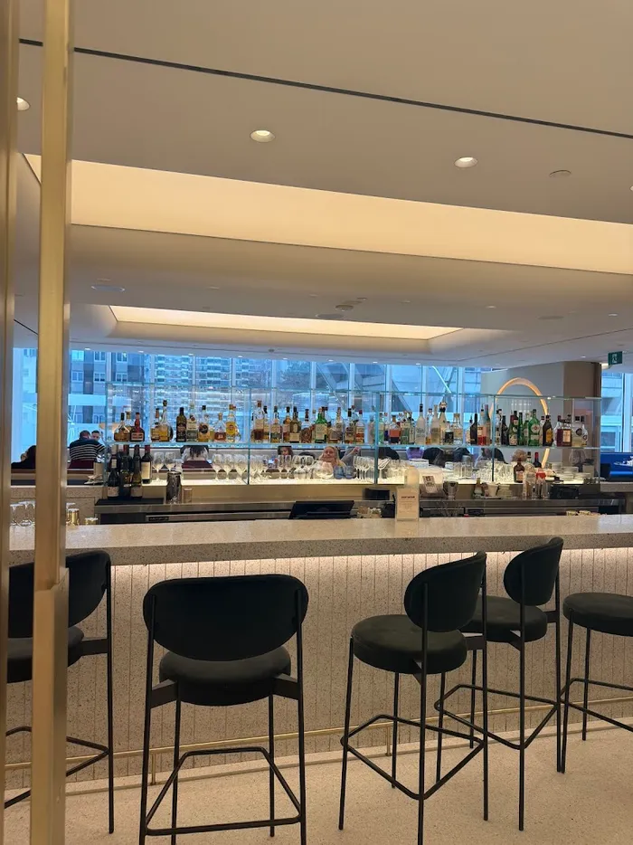 Holts Café | Contemporary Canadian Cuisine