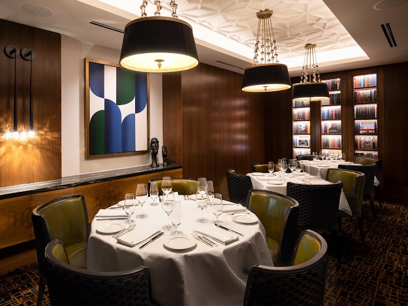 Hy's Steakhouse & Cocktail Bar