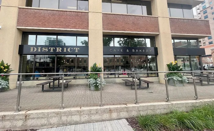 District Café & Bakery