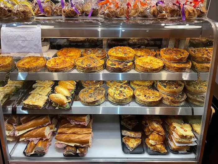 Jules Cafe Patisserie